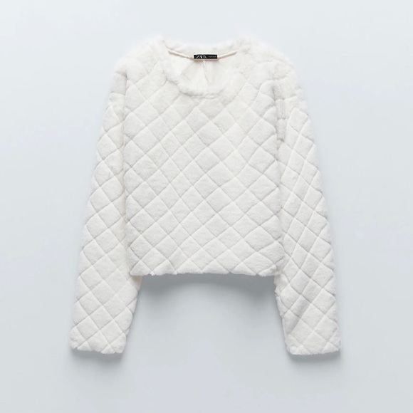 ZARA WHITE FAUX FUR SWEATER - Picture 2 of 5